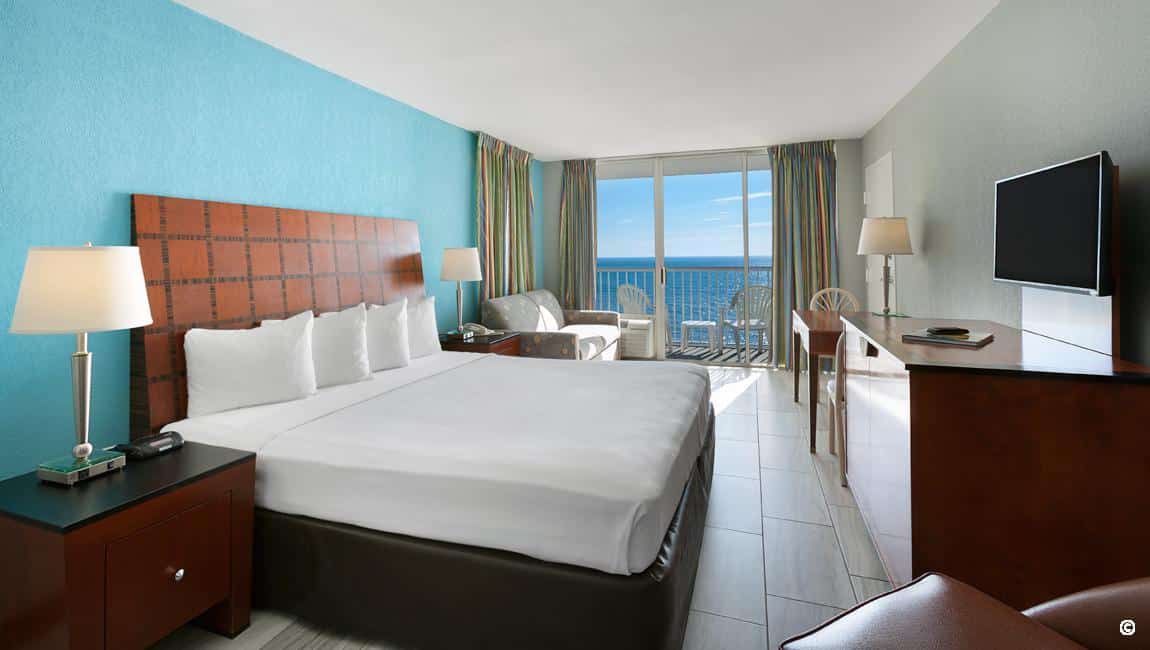 Oceanfront King Efficiency sleeps (4)