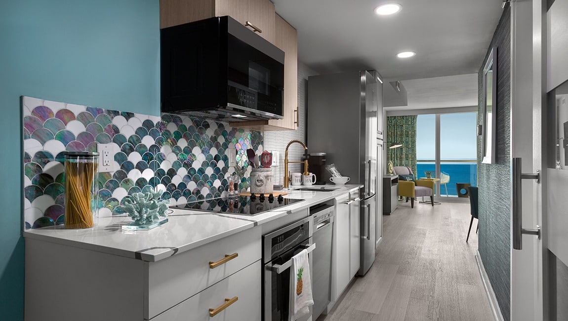 Sandbar Oceanfront 2 Bedroom Condo sleeps (8)