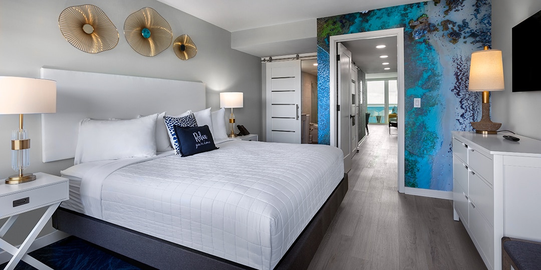 Calypso Oceanfront 2 Bedroom Condo sleeps (8)