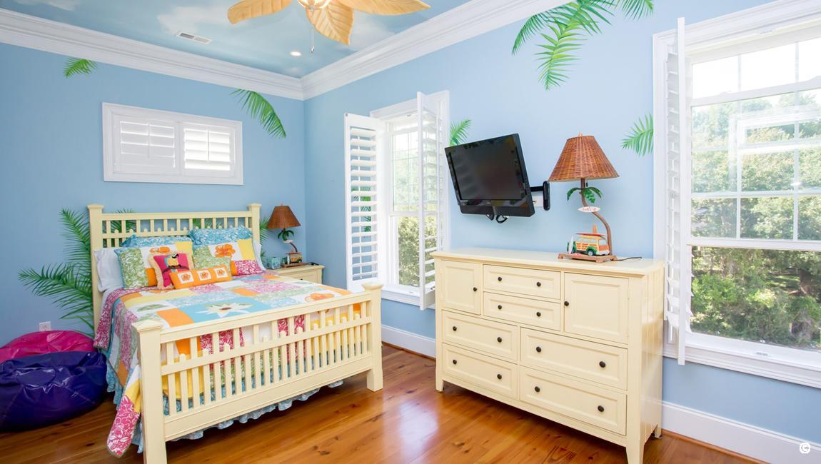 Bright Kids' Bedroom at Crown Reef House