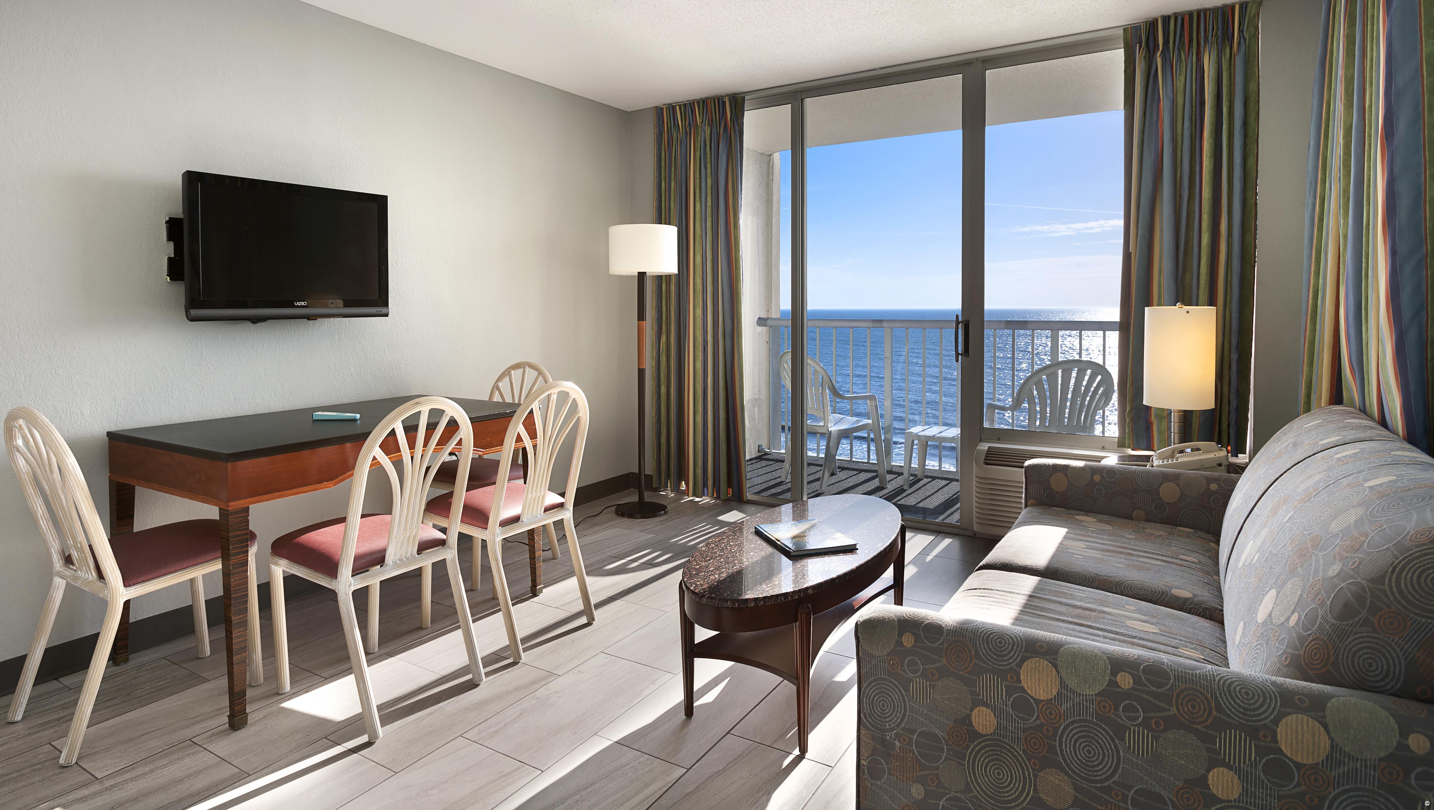 Oceanfront King Rooms Myrtle Beach at Crown Reef, King Whirlpool Living Room